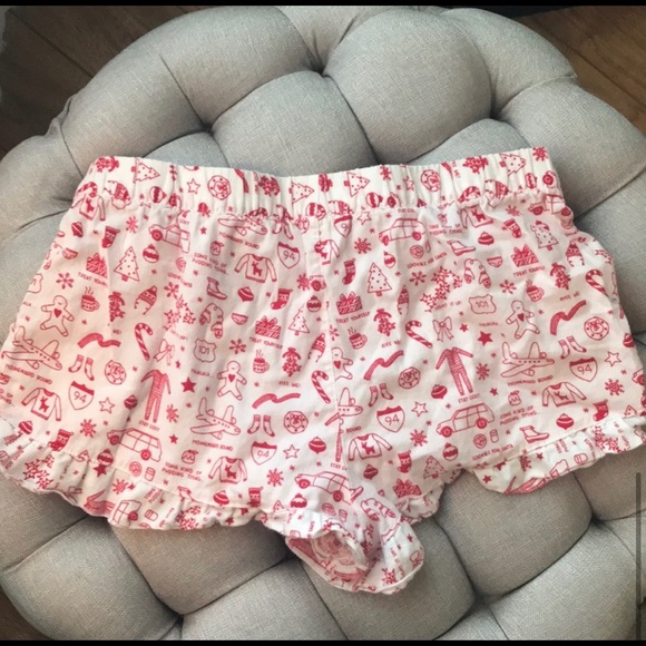 Xhilaration Treat Yourself Christmas Pajama Set: Top, Shorts, & Hat - Picture 14 of 16